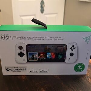 Razer Kishi V2 Green and White Mobile Gaming Controller for iPhone